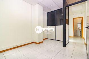 Escritório com Potencial Habitacional em Lamaçães, Braga – 86m² - Grande imagem: 4/28