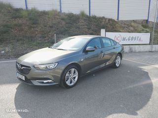Opel Insignia Grand Sport 1.6 CDTi Selective
