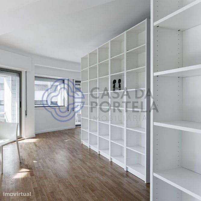 Prédio Poveiros - Excelente Investimento! - Grande imagem: 2/24