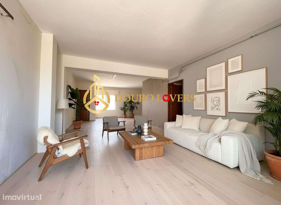 Armazém com Viabilidade para Habitação - Grande imagem: 2/10