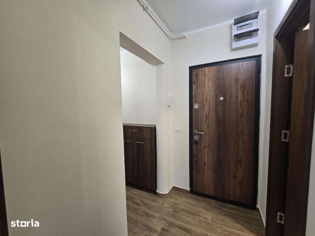 De vanzare Apartament 4 camere, zona Tolstoi.-9