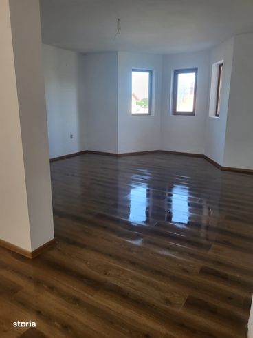 Mangalia vila P+E duplex Cartierul de vile de vanzare-0