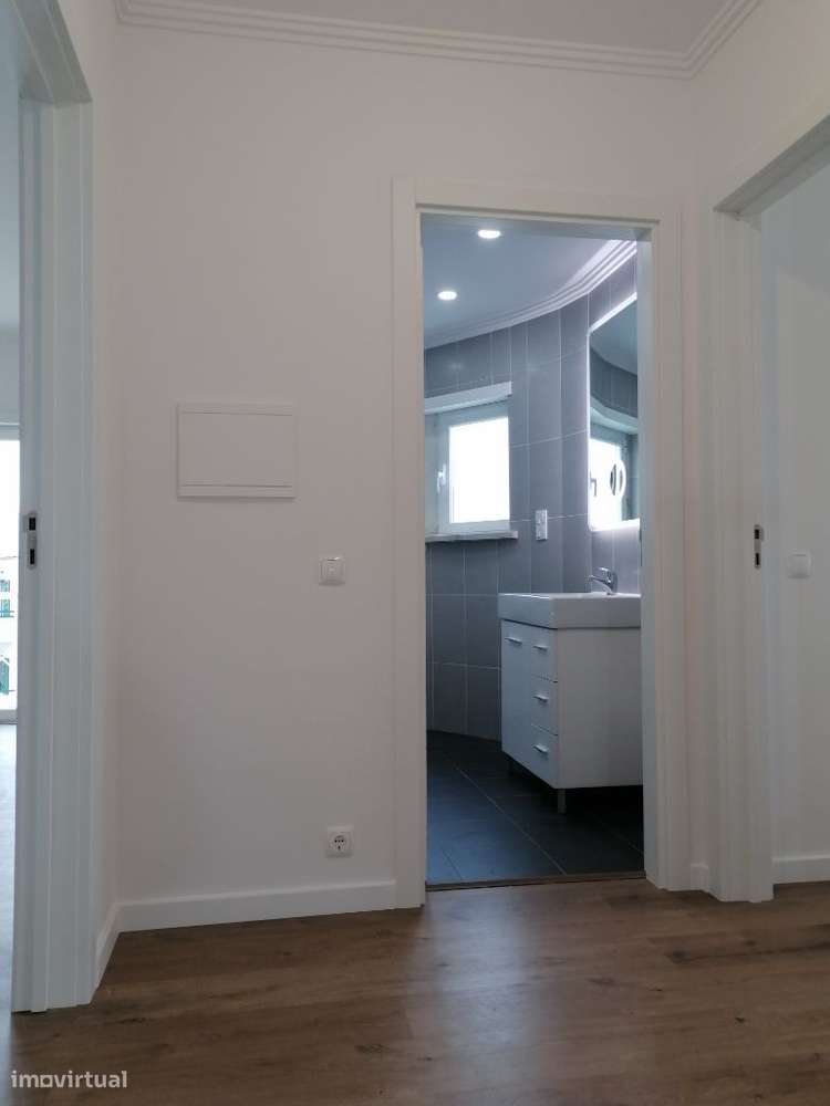 Moradia T3+1 Ericeira, Vista Mar, Remodelada, Como Nova, A Estrear.-30