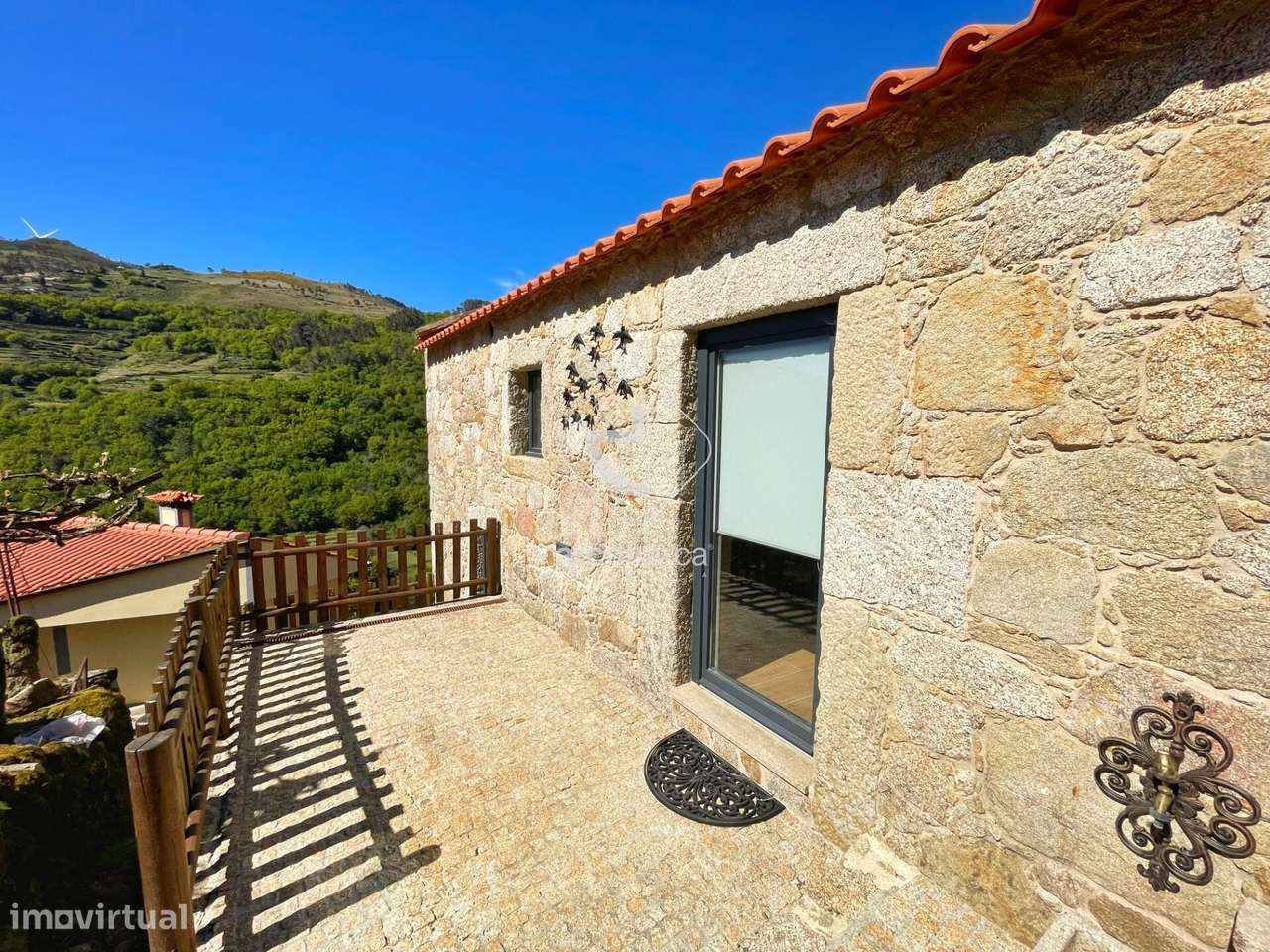 Moradia T3 em Pedra Totalmente Remodelada com Vistas Panorâmicas - Sis - Grande imagem: 5/31