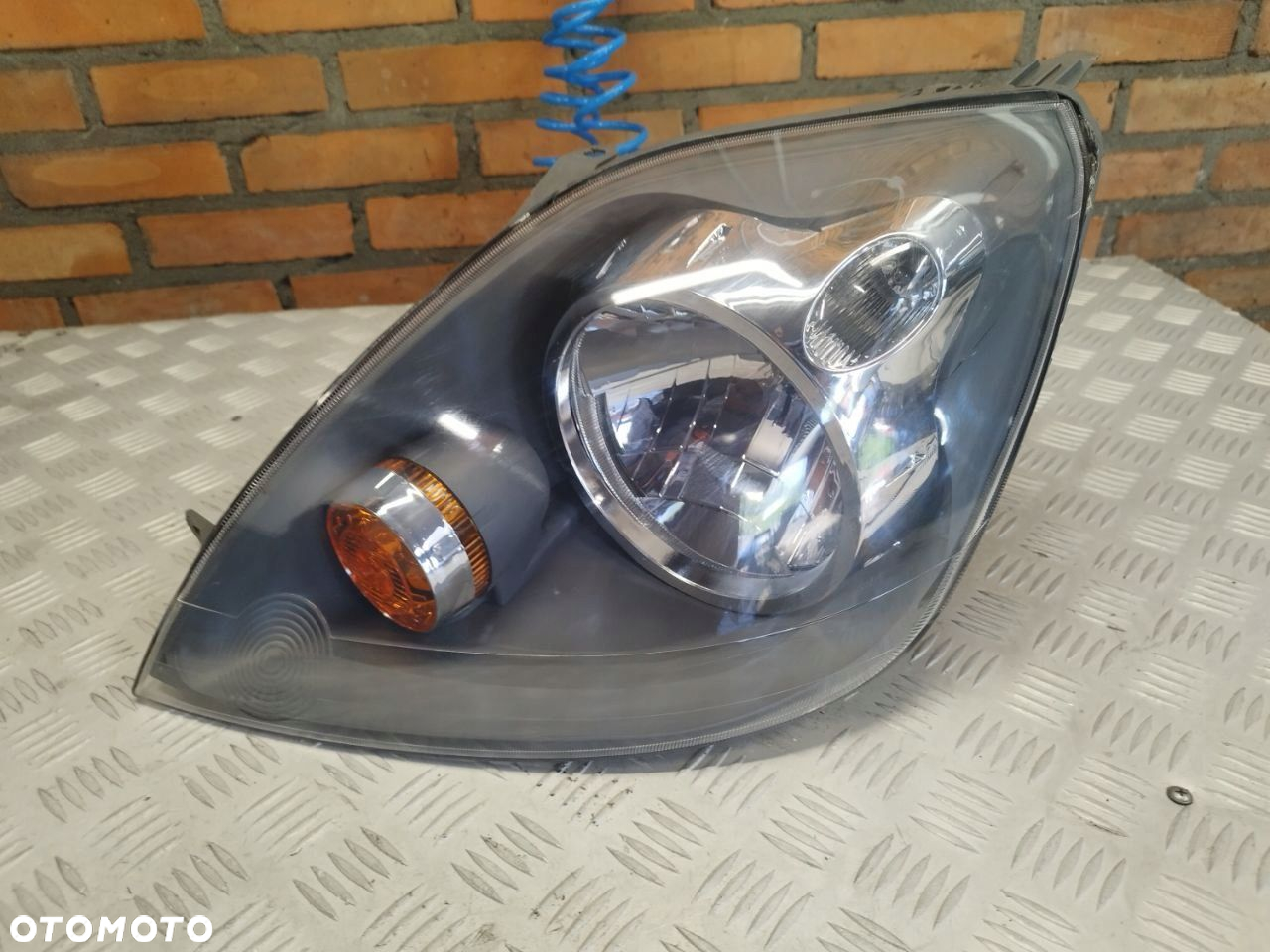 LAMPA LEWA PRZEDNIA FORD FIESTA MK6 - 3