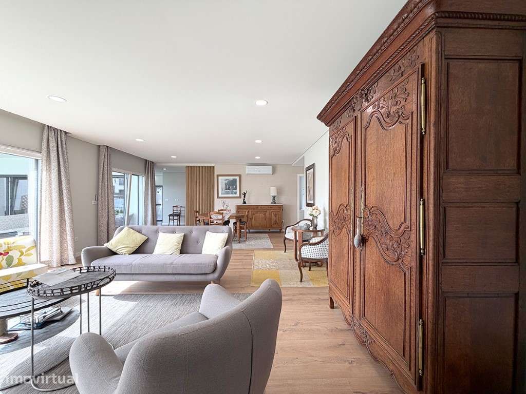 Moradia T4 térrea com 230m2 em condomínio privado, Azeitão-7