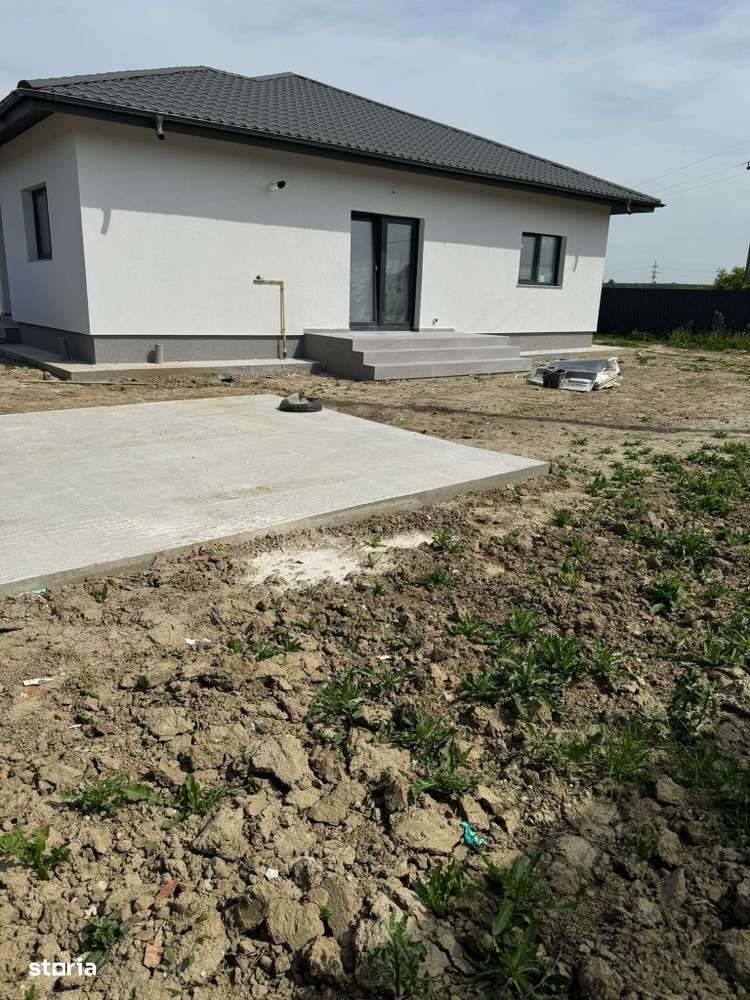 Vand Casa Nou Parter Serbanesti , la 10 min de centru .-5