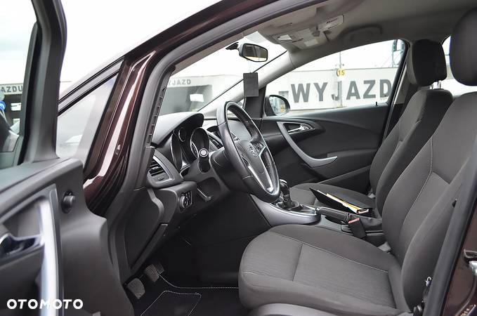 Opel Astra IV 1.6 Enjoy EU6 - 7