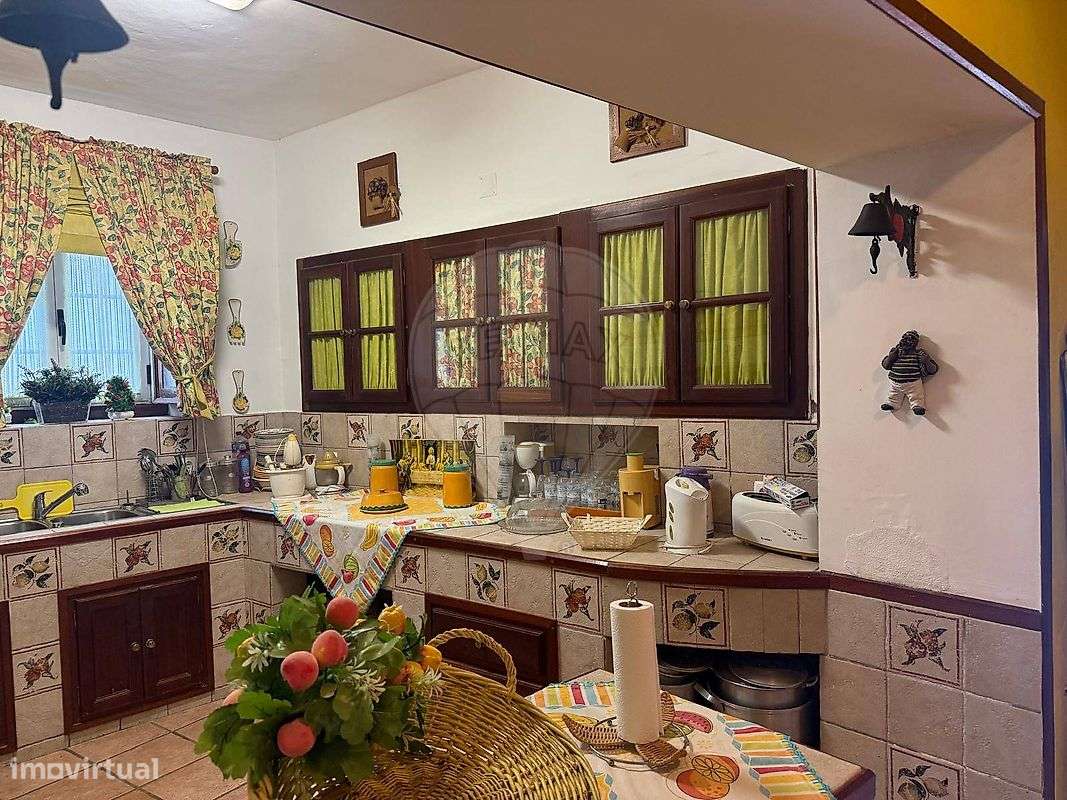 Moradia T9 para venda-4