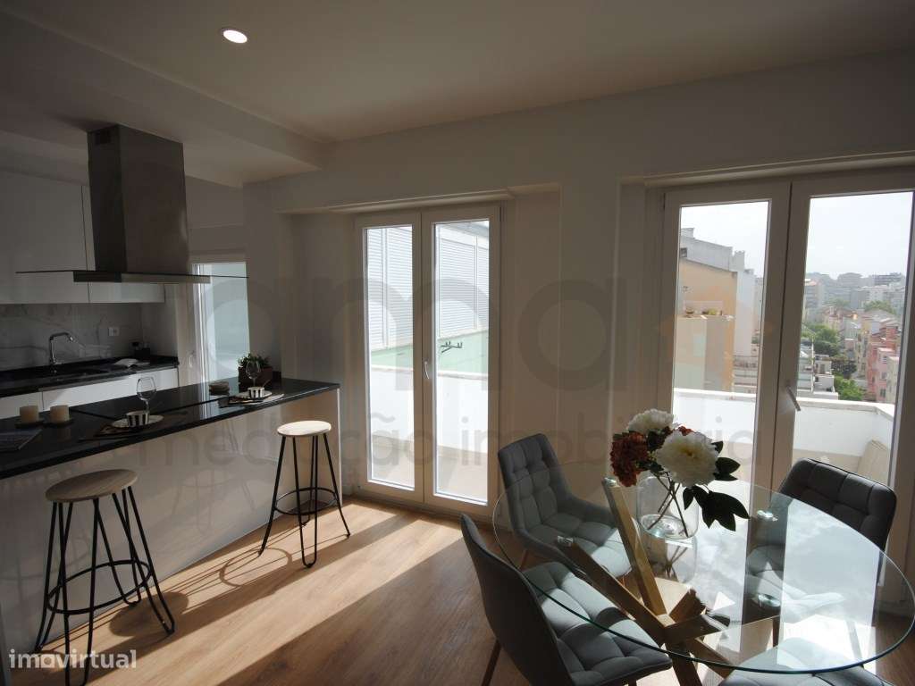 T3 Remodelado em Benfica-2