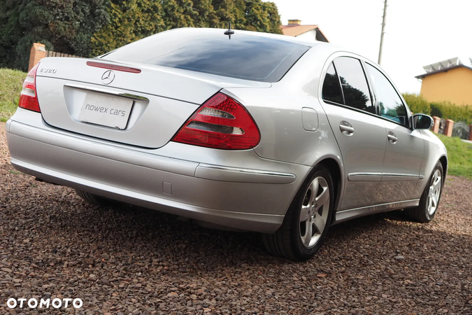 Mercedes-Benz Klasa E 320 Avantgarde - 11