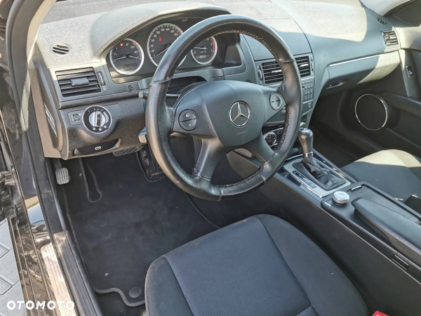 Mercedes-Benz Klasa C 200 T CDI DPF Automatik - 18