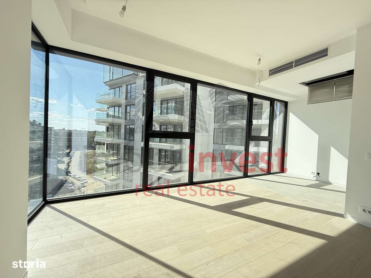 Apartament 4 camera de vanzare One Lake Club