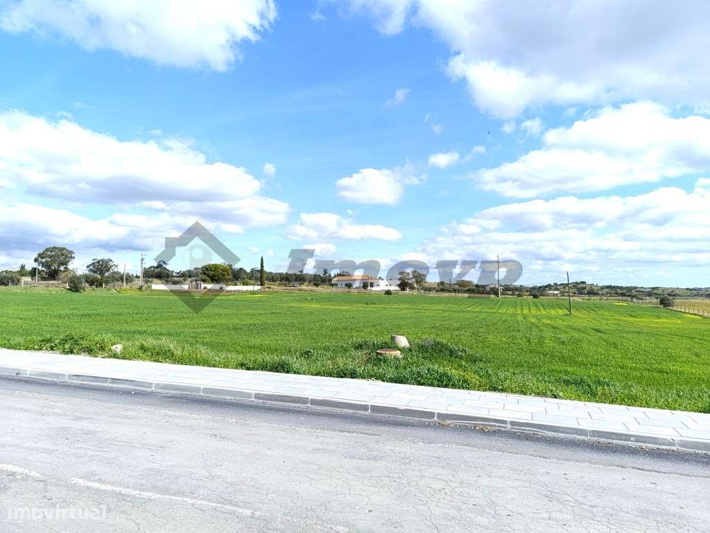 Terreno na Vila de Castro Verde em Zona de Atividades Económicas-5