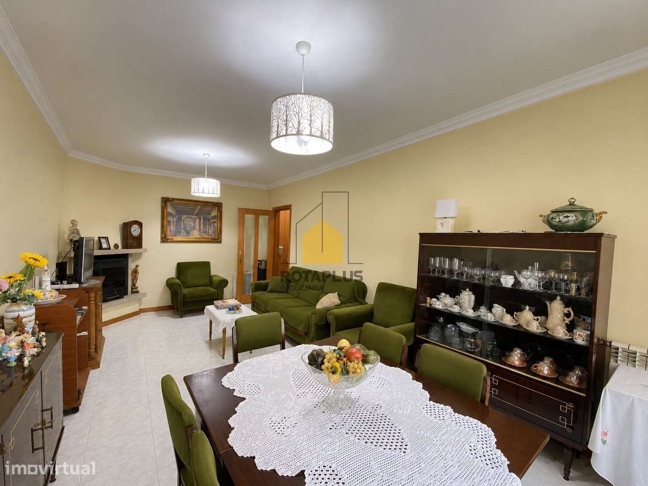 Apartamento T2 Urb. dos Altos-11
