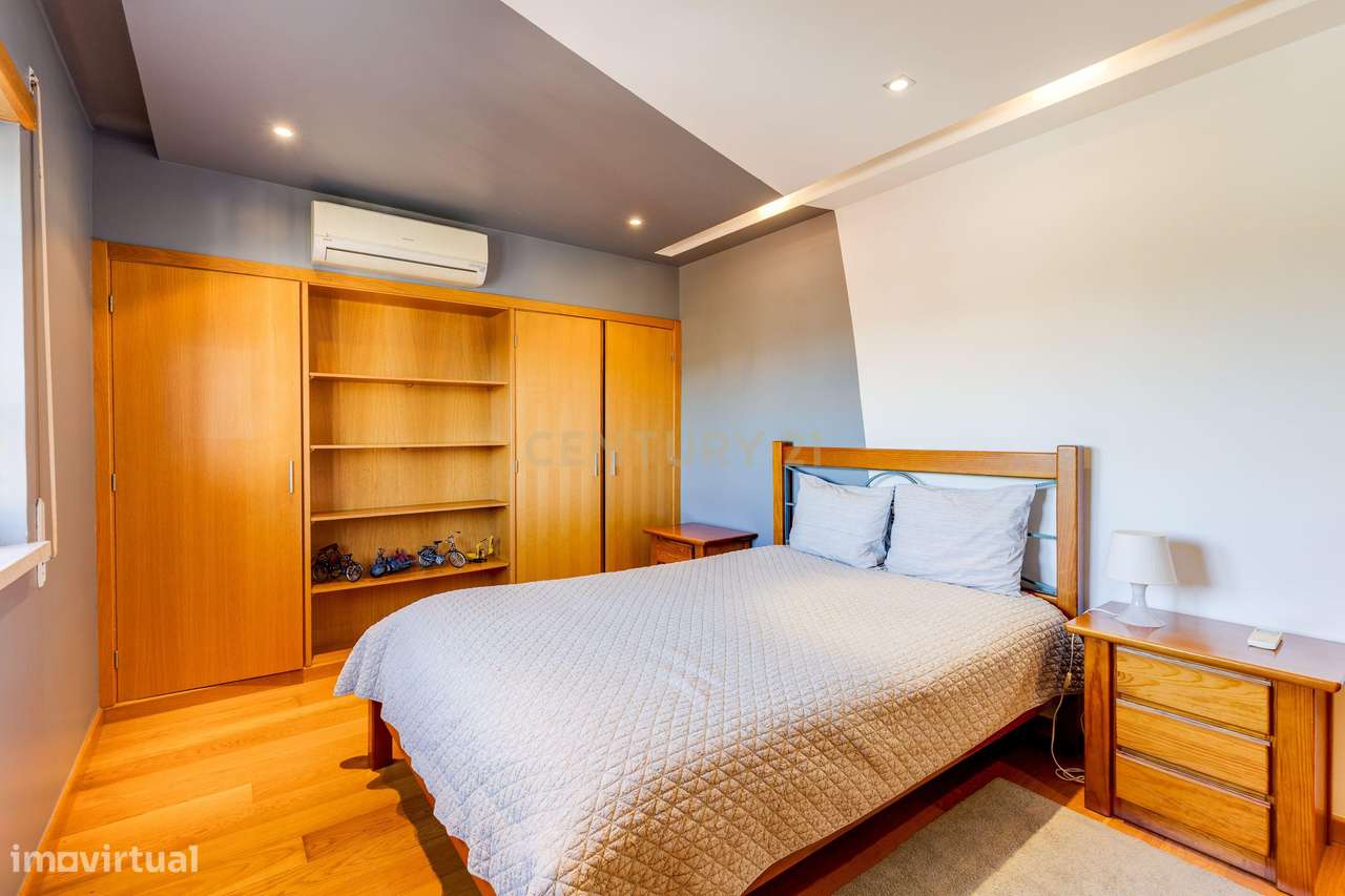 Luxuosa Moradia T 5 com Vista Panorâmica em São Simão de Litém, Pombal-15