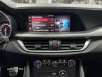 Alfa Romeo Stelvio 2.0 Turbo 16V AT8-Q4 Veloce - 29