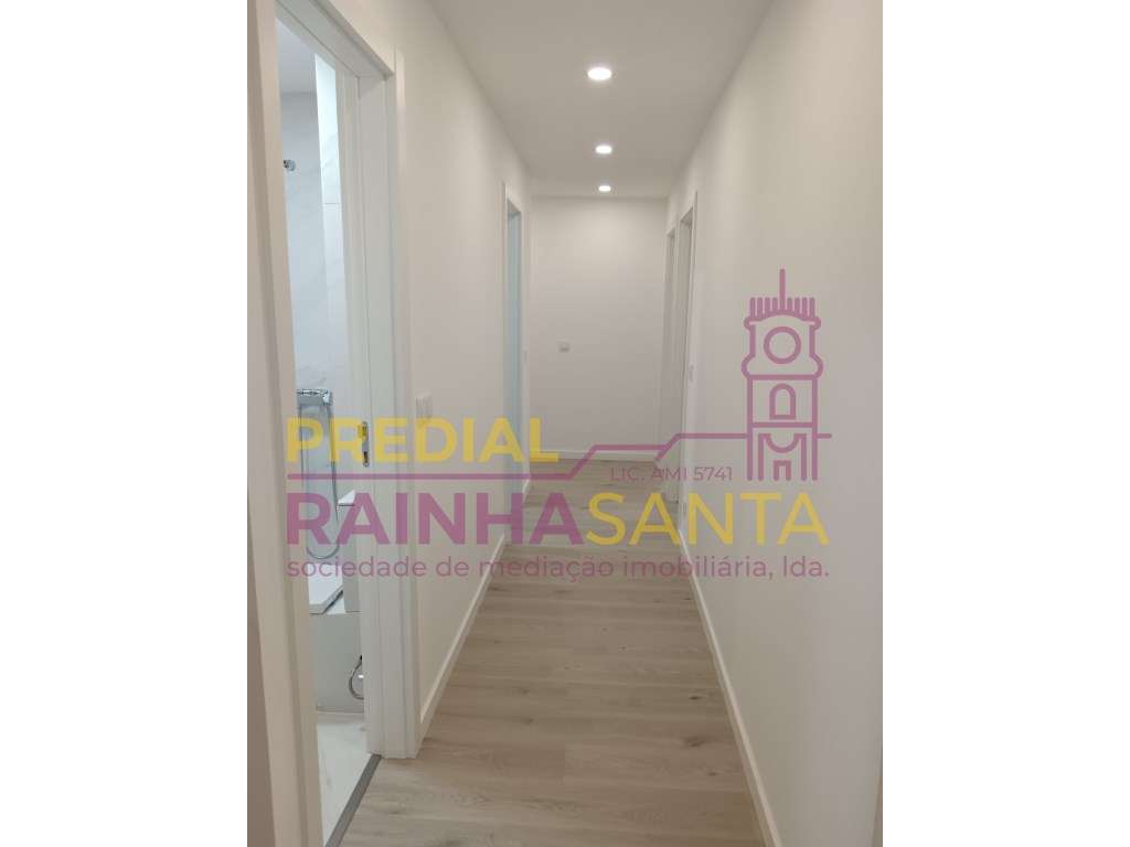 Apartamento T4 Remodelado - Vale das Flores - Grande imagem: 5/17