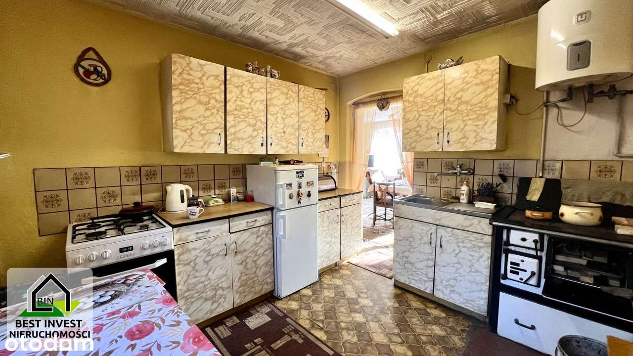 Poniemiecki dom z cegły z wielkimi możliwościami-7