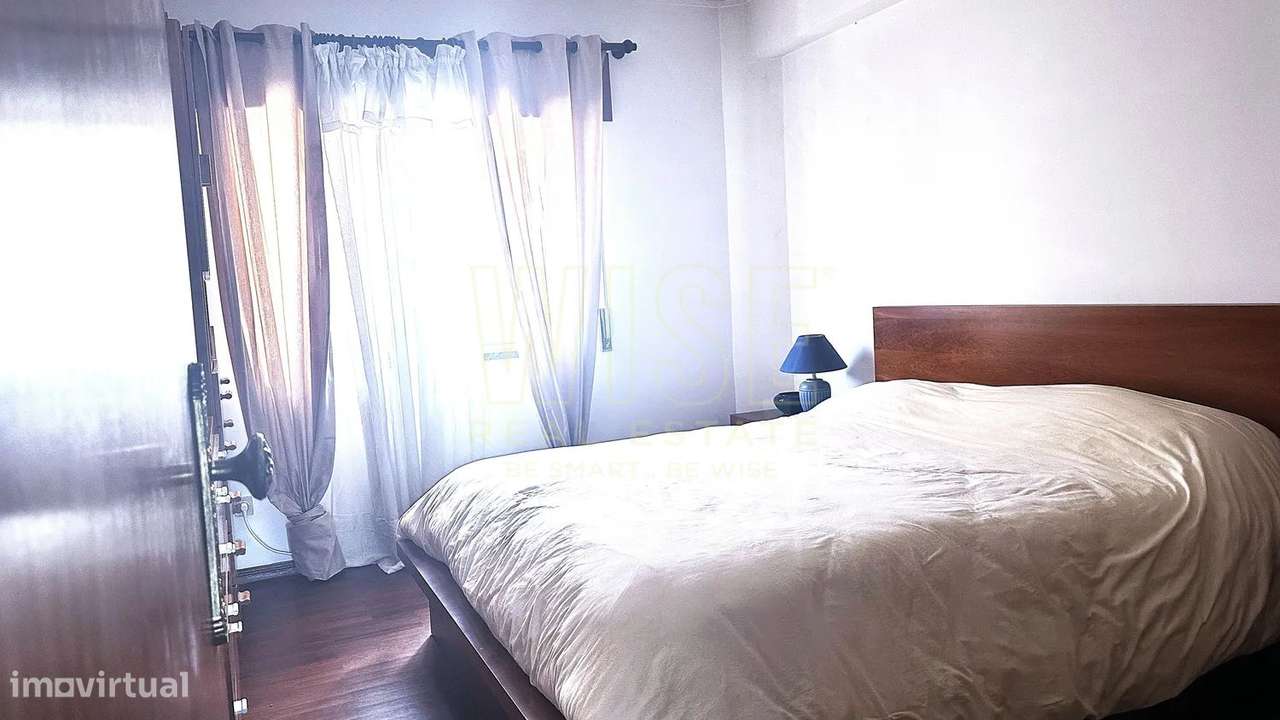 Apartamento T2 com sótão (T1) independente-5