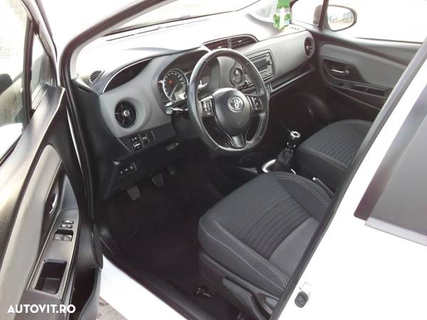 Toyota Yaris 1.5 L VVT-iE Eco - 5