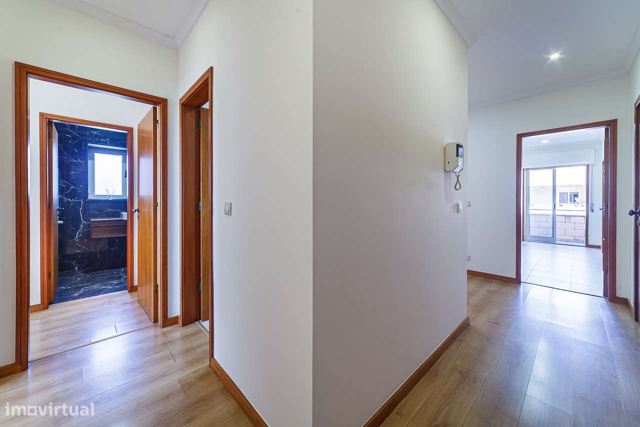 T2 com 127 m², vista mar, box fechada, excelente exposição Solar-27