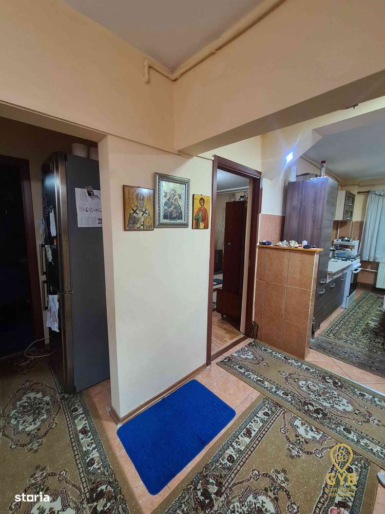 Apartament spatios cu 4 camere, zona Penny,  Marghita-8