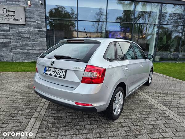 Skoda RAPID 1.2 TSI Ambition - 17