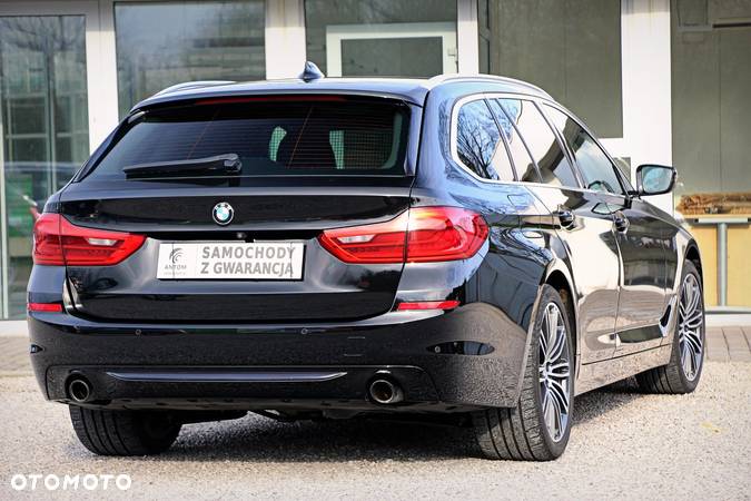 BMW Seria 5 520d Sport Line sport - 7