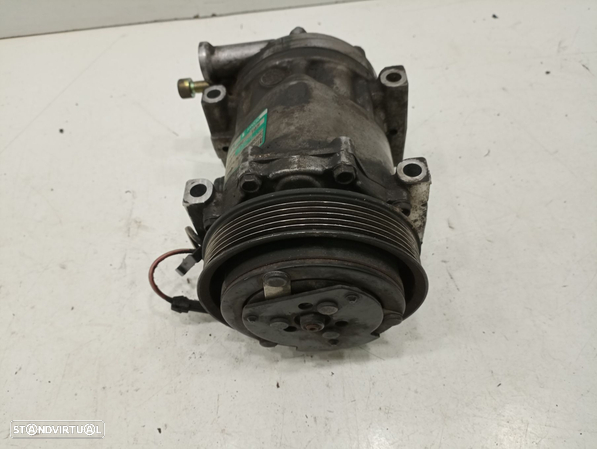 Compressor Do Ar Condicionado Volkswagen Golf Iii (1H1) - 5