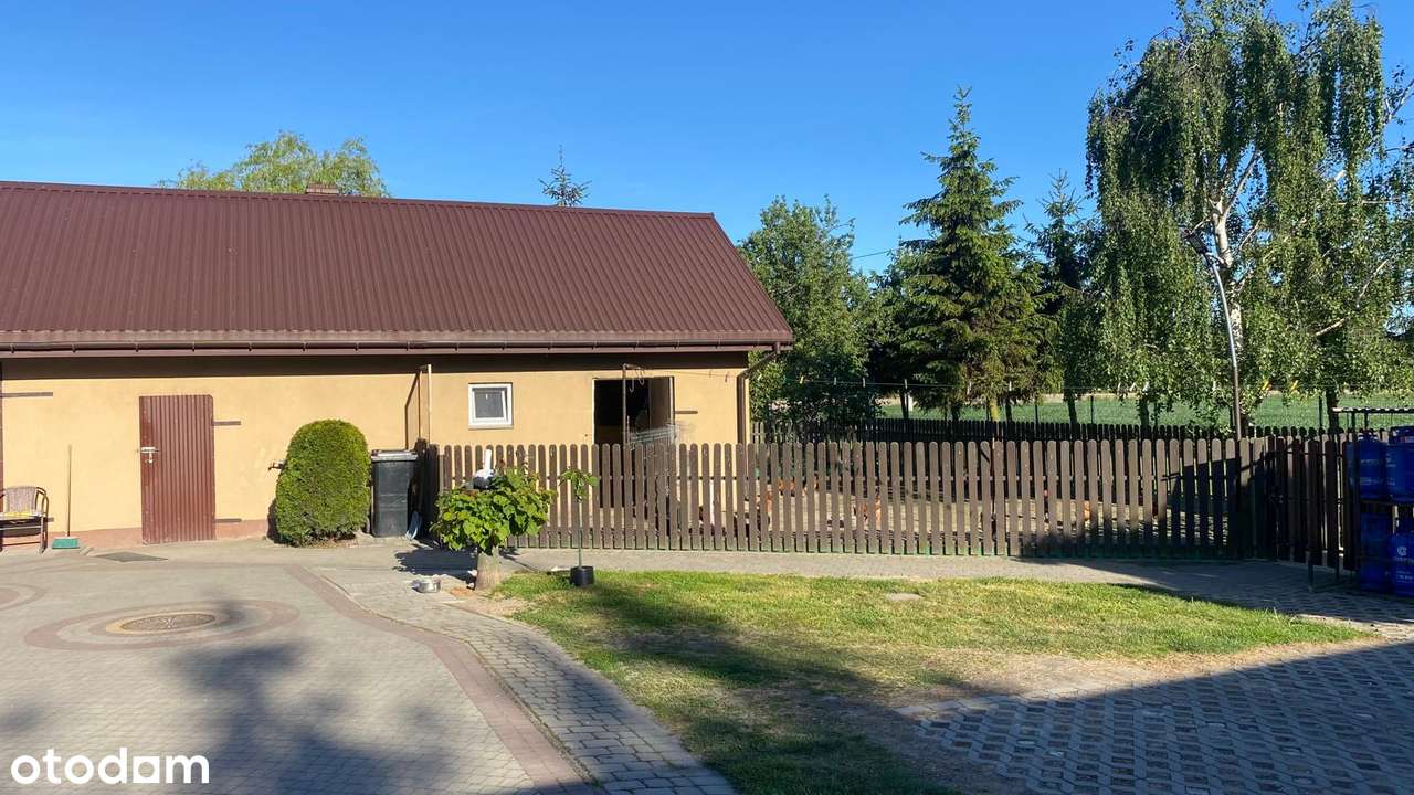 Idealny dom na wygodne życie poza miastem-15