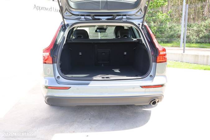 Volvo V60 2.0 D3 Momentum - 5