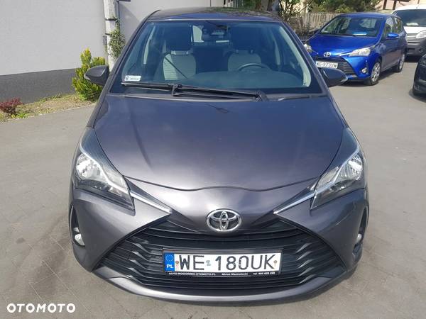 Toyota Yaris 1.0 Premium - 12