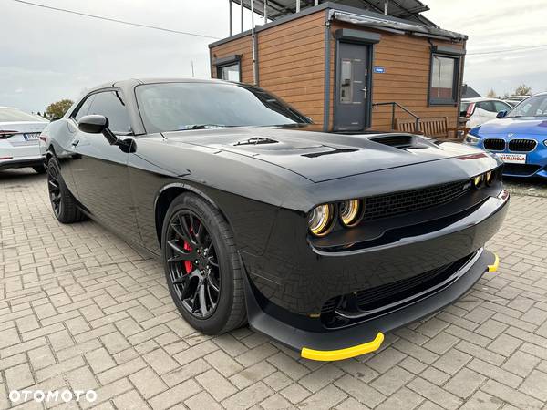 Dodge Challenger - 3