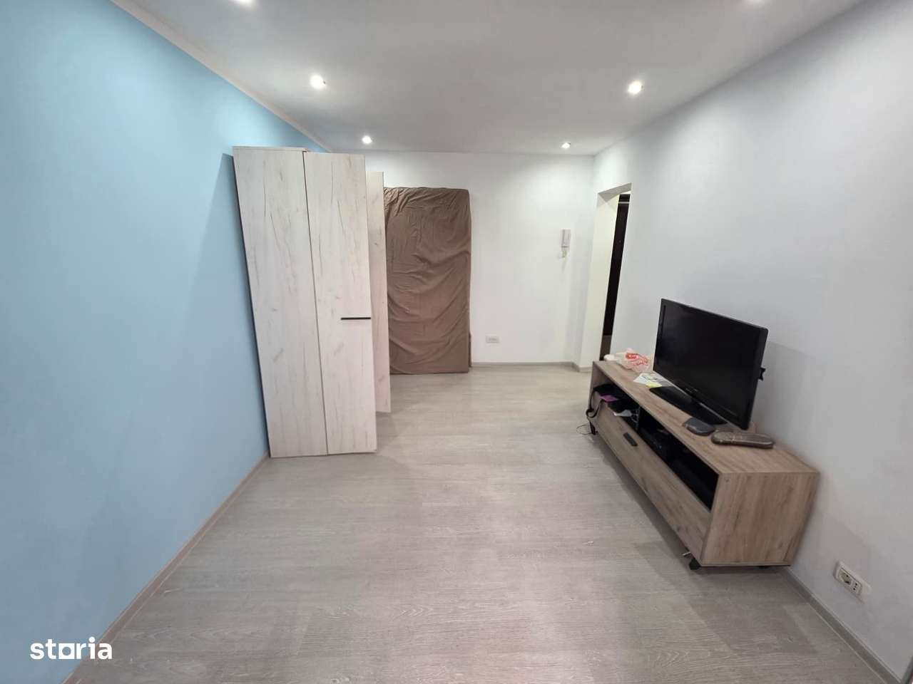 Garsonieră renovată – Zona Buziașului – Etaj 2- 146-1