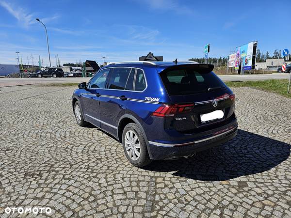 Volkswagen Tiguan 2.0 TDI SCR 4MOTION DSG R-Line - 6