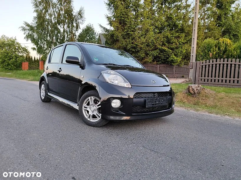 Daihatsu Sirion 1.5 S - 2