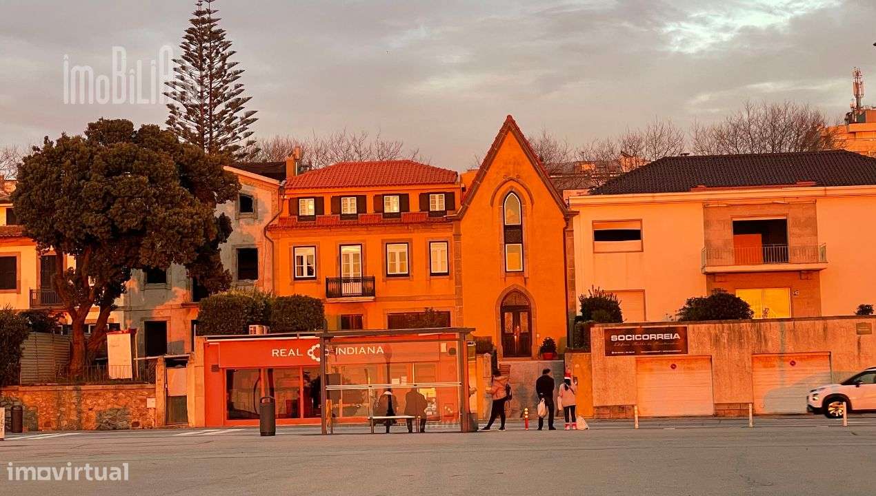 Vende-se Propriedade Frente mar com Moradia, T0 e dois restaurantes - Grande imagem: 2/60