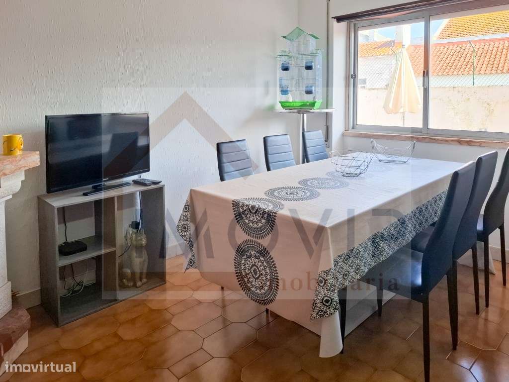 Apartamento T3 com terraço no Montijo (centro)-17
