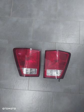 jeep grand cherokee wk lampy tył - 1