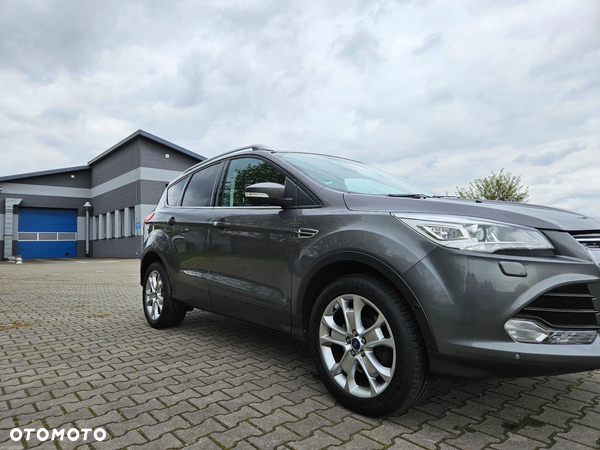 Ford Kuga 2.0 TDCi 4x4 Trend - 4