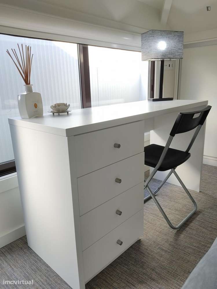 Quarto - localizado em Paranhos Porto - Grande imagem: 4/10