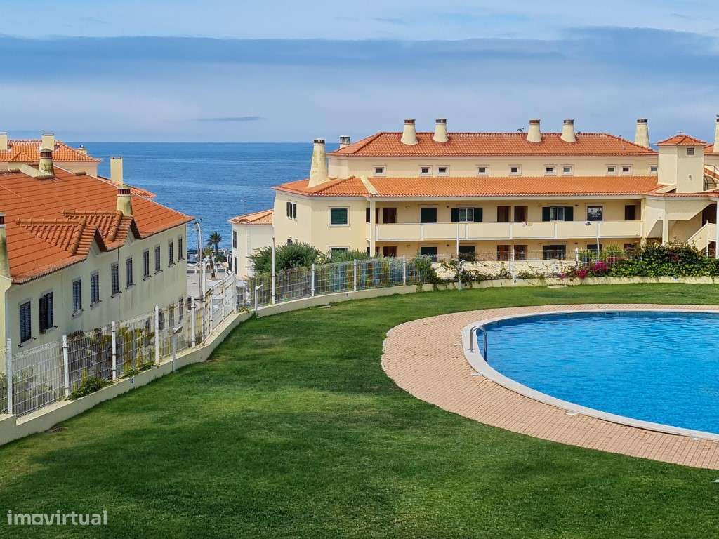 Vende-se T2 com ótima vista de mar-4