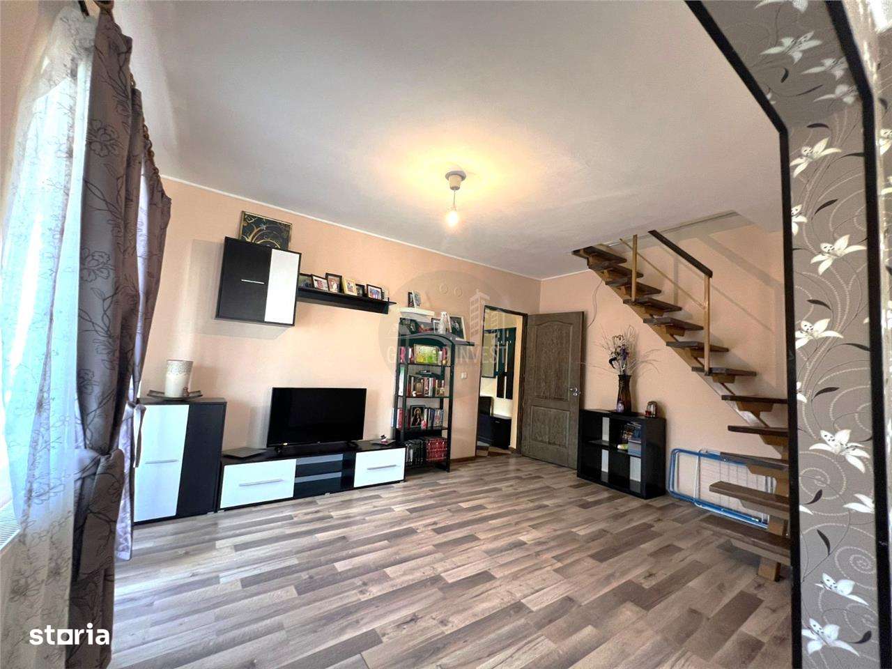 Apartament intabulat 4 camere si balcon zona Vasile Aaron - Imagine principală: 1/12