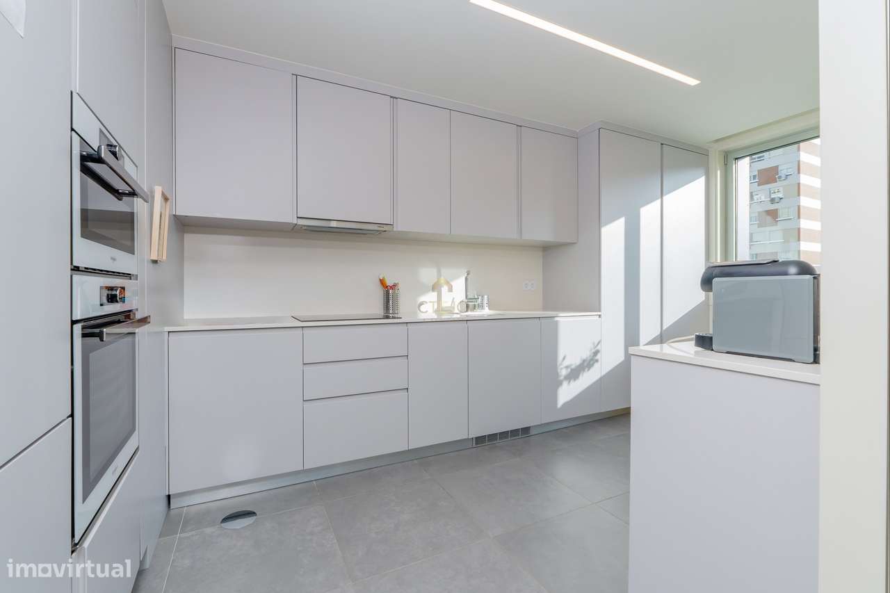 Fantástico T2 na Nova Urbanização Portela-7