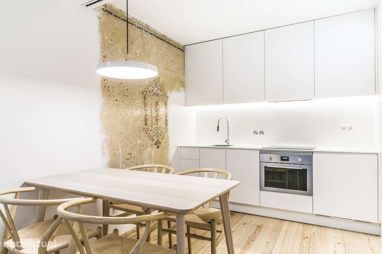 T2 Renovado no Bairro Alto - Grande imagem: 2/14