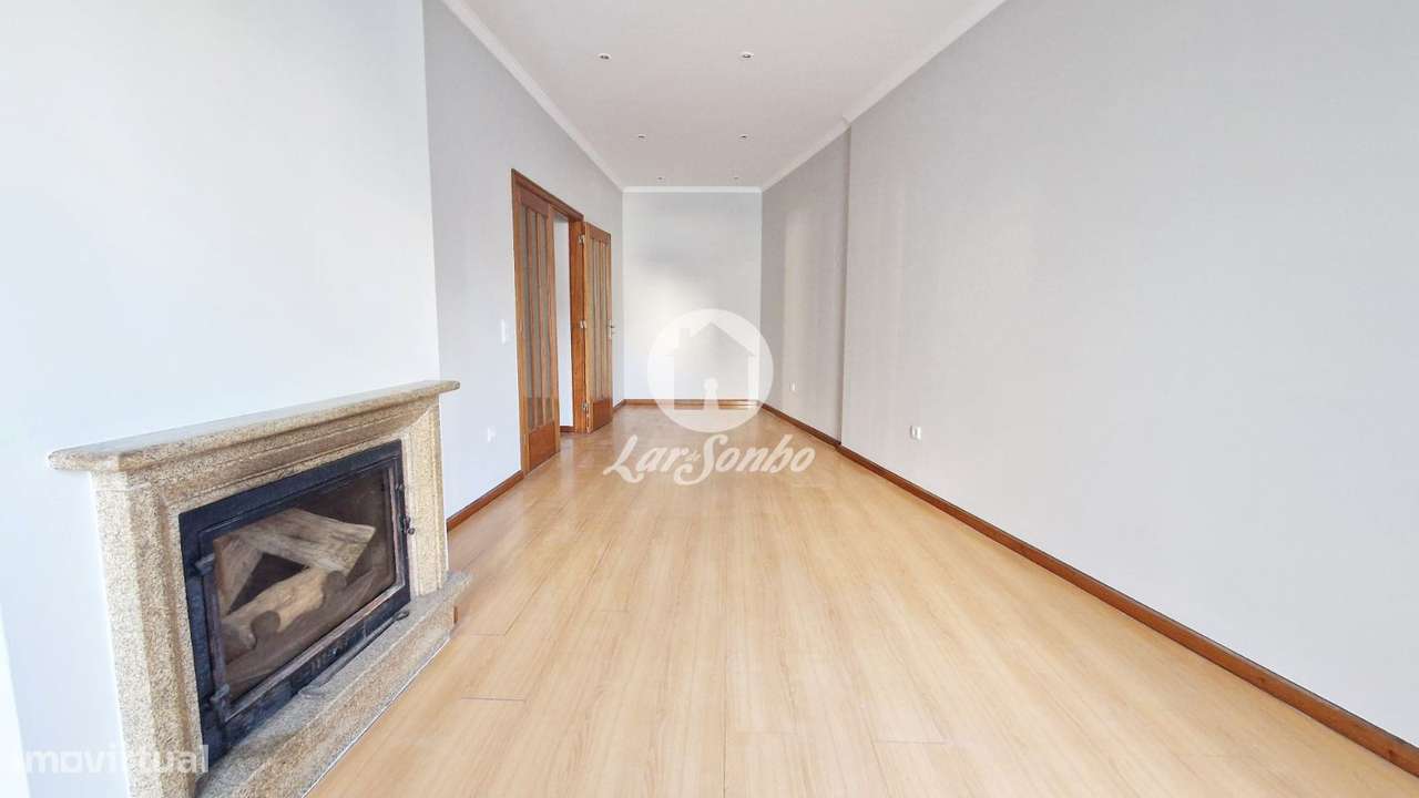 T2 com Garagem Fechada e Terraço no centro de Vila do Conde - Grande imagem: 4/23