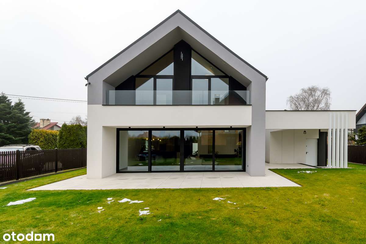 Nowoczesny dom Kryspinów w pobliżu jeziora-1