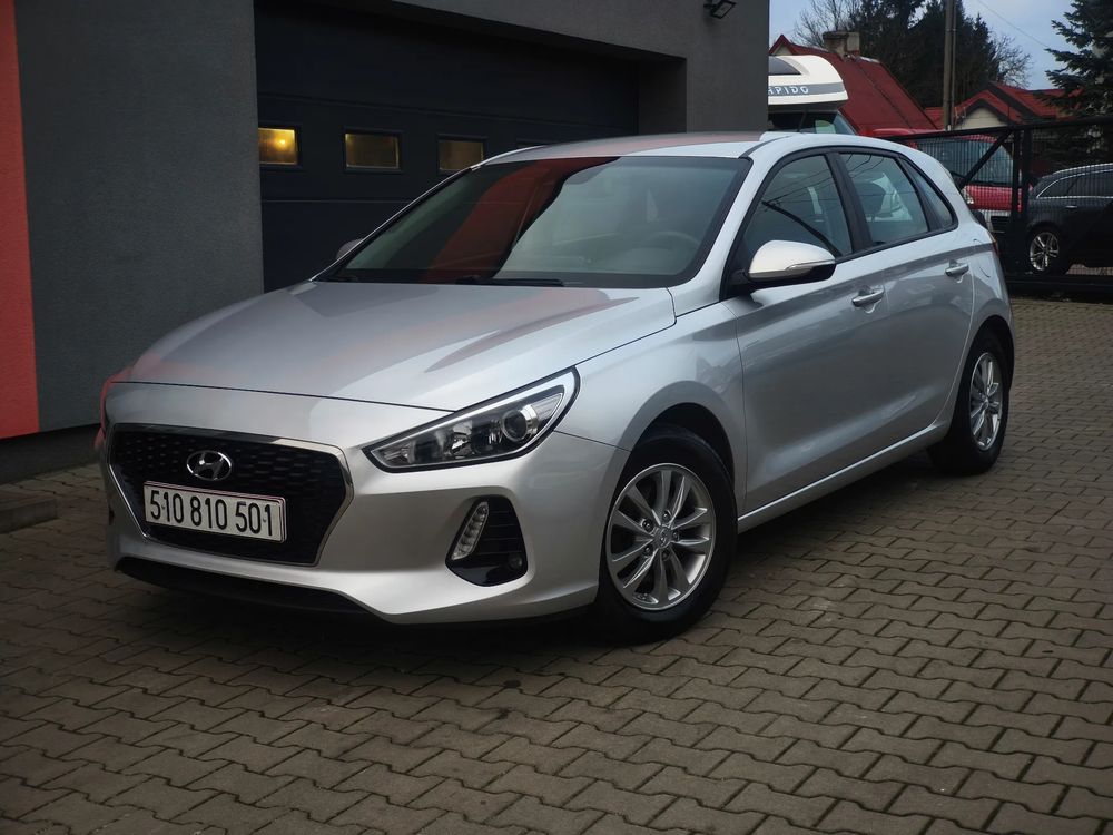 Hyundai i30 III (2017-) 1.0 T-GDI GO 2018