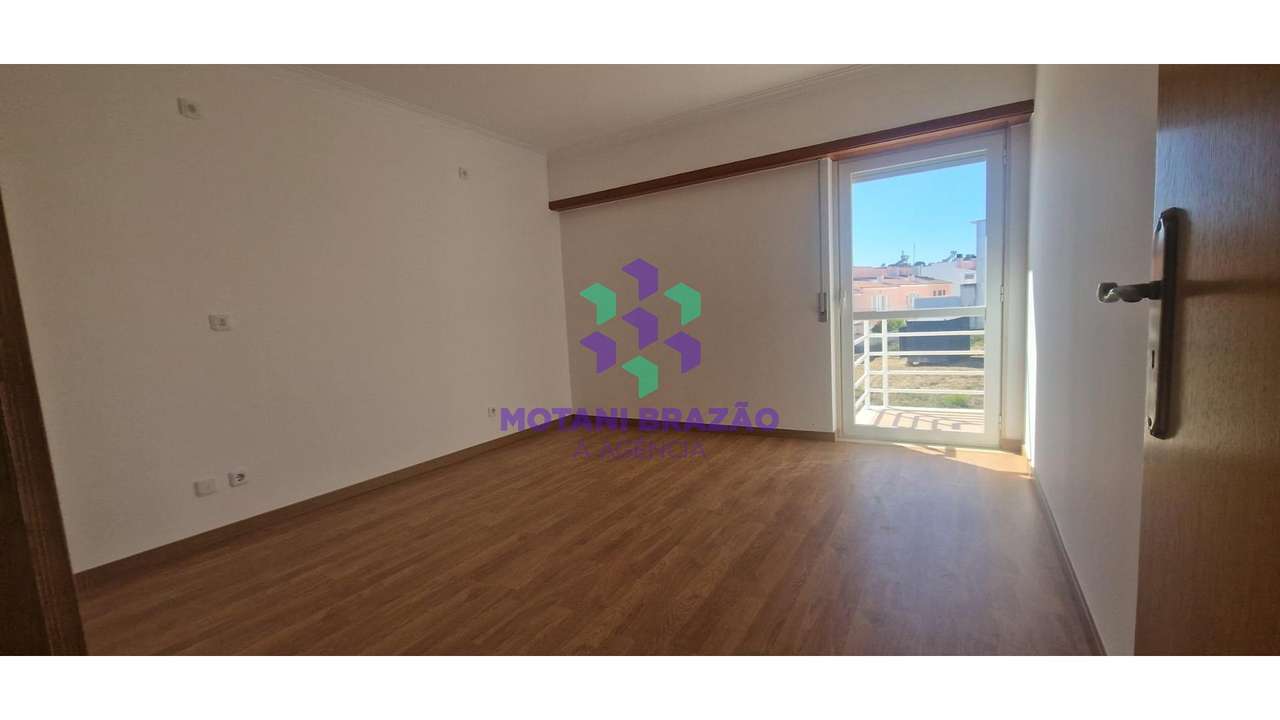 Fantástica Moradia Sesimbra-37